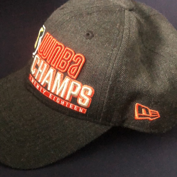 2018 WNBA Seattle Championship hat - Picture 2 of 4